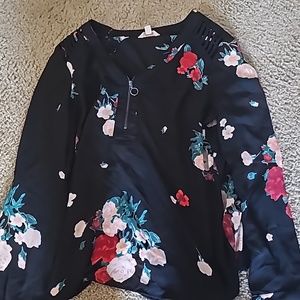 Floral print shirt